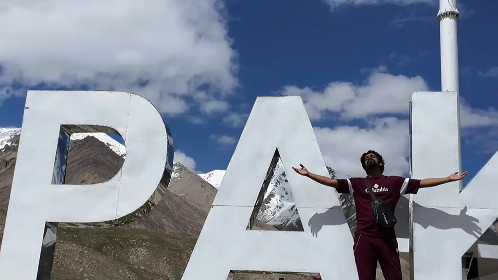 I Love Pakistan sign at Khunjerab Pass